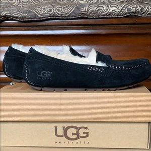 UGG Ansley Slipper BRAND NEW Size 6